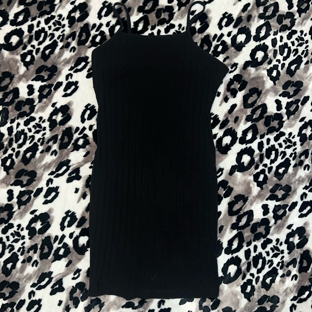 Black tight dress (SHEIN)